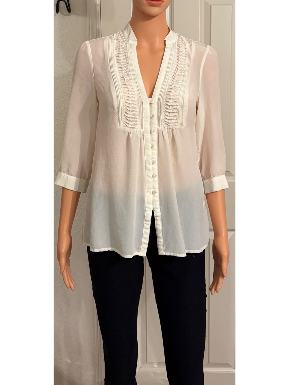 Banana Republic Cream Pintuck Button-Front Silk Blouse